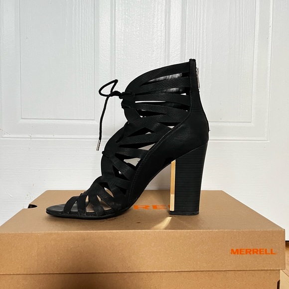 Black chunky heels with mirrored inside - Picture 4 of 5